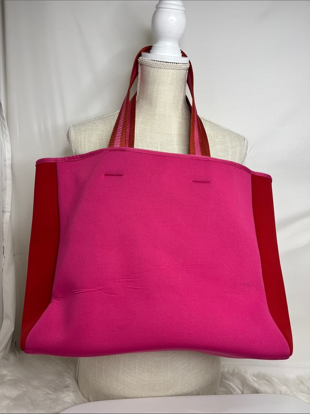 SUMMERSALT neoprene  Hot Pink Tote with Red Side Panels